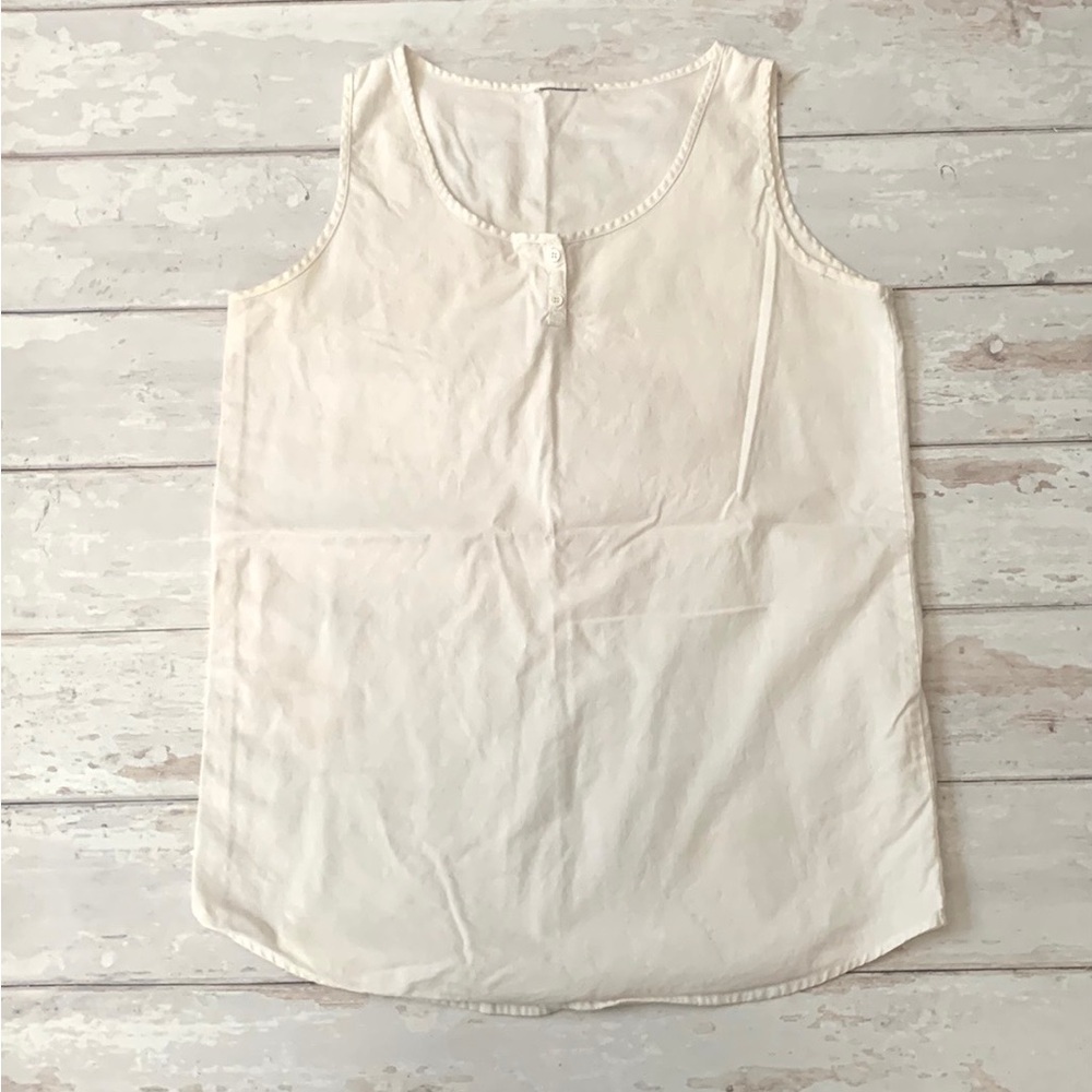 Women’s M White Sleeveless Top Basics Tank Top Henley Buttons Size Medium
